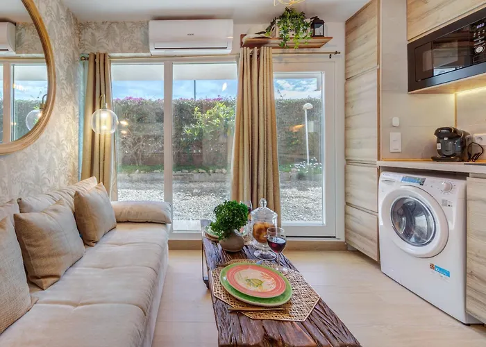 The Mini Apartment *